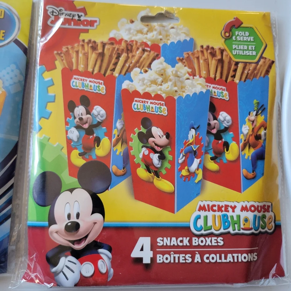 🏖 Mickey Mouse Snack Boxes - Red, Yellow, and Blue